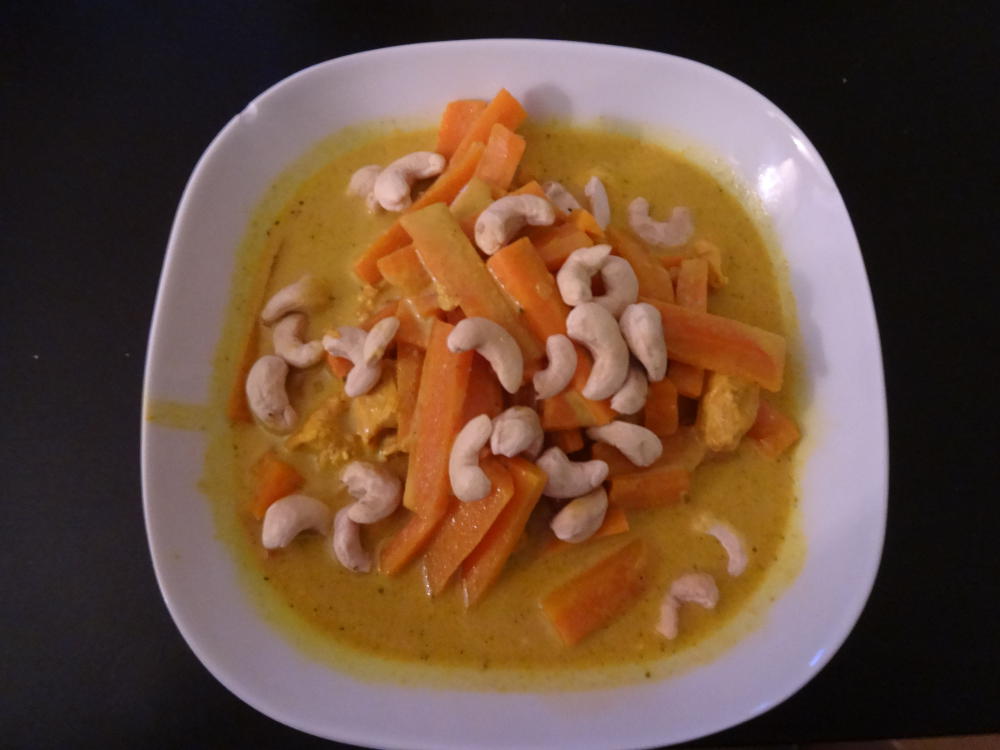 Curry Karotten mit Poulet